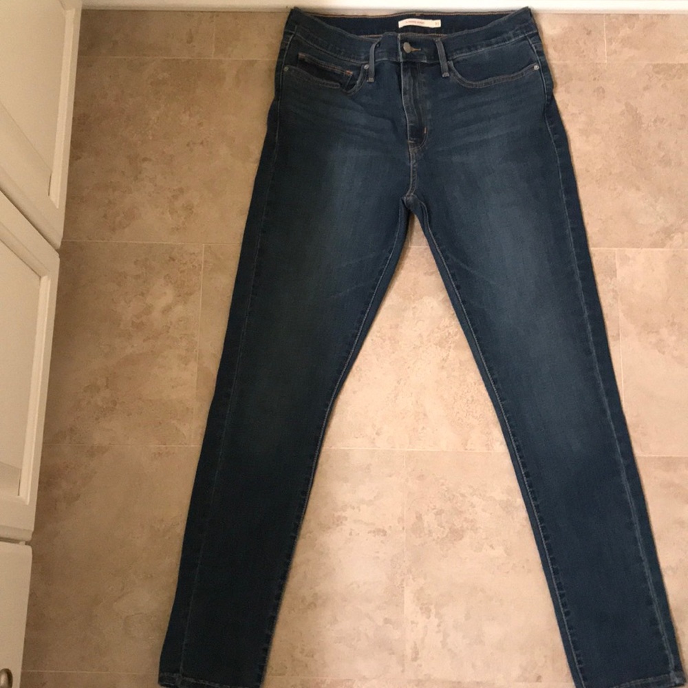 Levi’s blue jeans